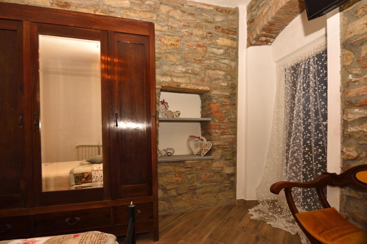 Il Borgo Del Castello Hotel Cremolino Exterior foto